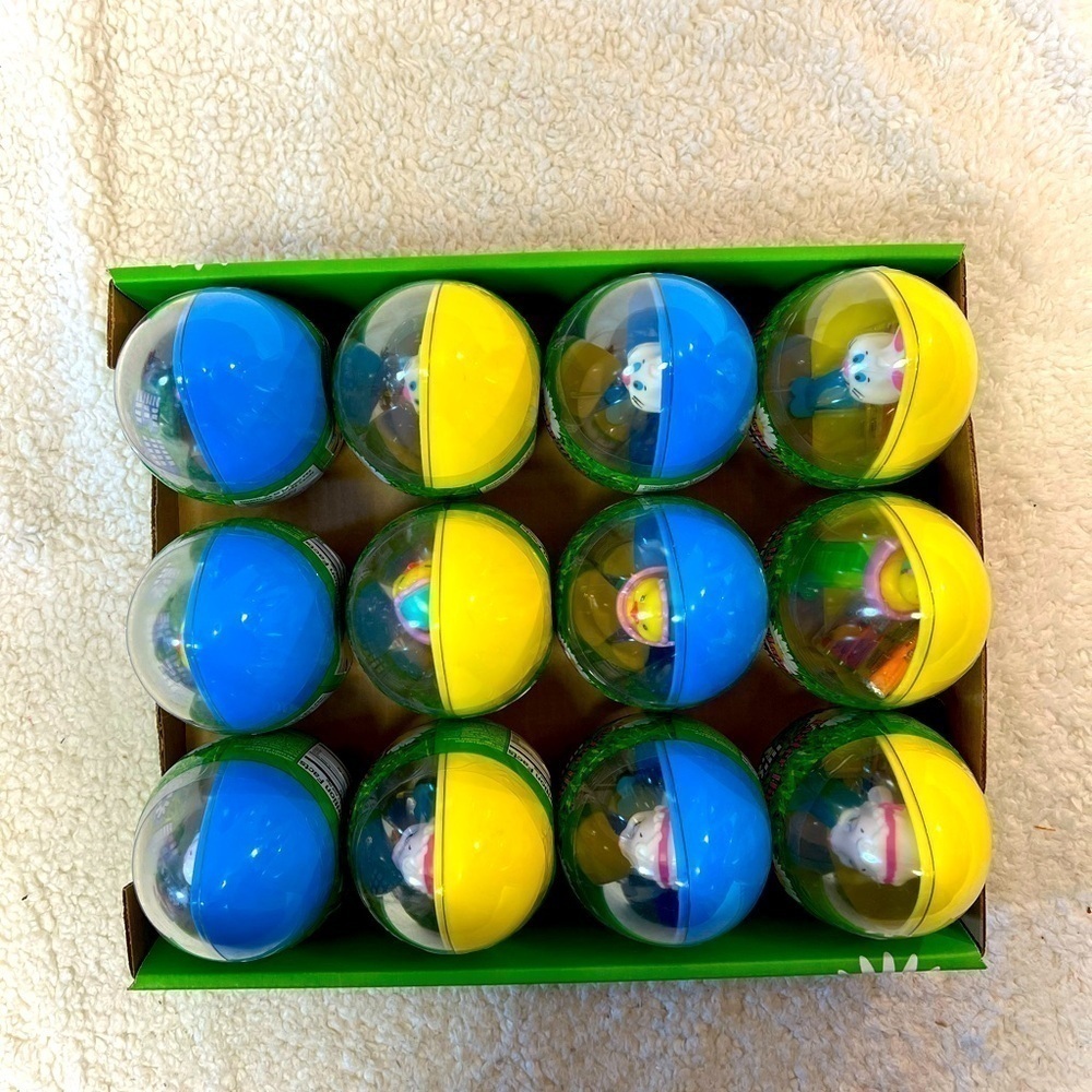 Pez 2005 Rare Easter Hippity Hoppity Bunny, Chick, Lamb Sealed Eggs 12 Total - Picture 8 of 10